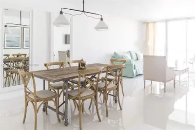 Image de Beautiful apartment in Sunny Isles Beach! Str-02084