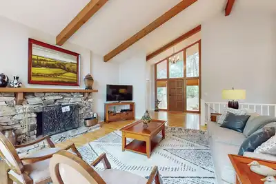 Image de Idyllic Mountain Escape | Grill, Outdoor Lounge | 4 Mins to Flat Rock Village
