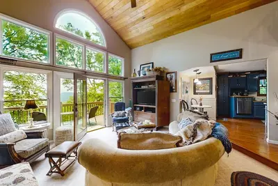 Image de Pisgah Cottage | Serene Hideaway with Mountain Views, Near Downtown Brevard