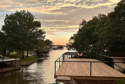 Image de Island Park Cottage- 2 bedroom home on the Lake