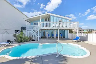 Image de The Starfish Cottage | Private Pool & Ocean Views | Stroll 1 Minute to Beach