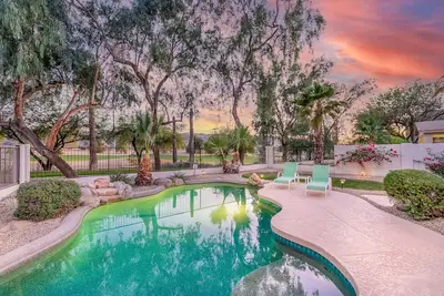 Image de Golf Front Home with Mountain Views, Heated Pool, Fun Game Room, Bbq, Vr Tour