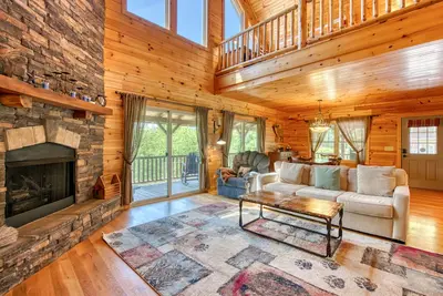 Image de Newly Furnished Mountain Cabin With Spectacular Views and Close to Everything