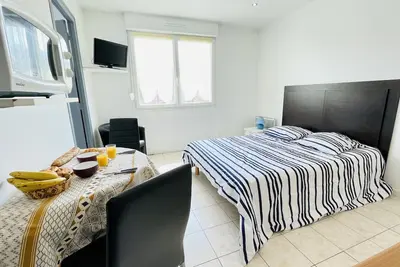 Image de Musset : Sympathique appartement à 300 mètres de l'entrée des thermes (Parking)