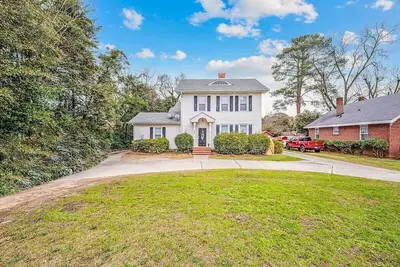 Image de The Terry Sanford Guest House Apt A