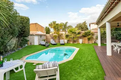 Image de Belle maison de vacances privée avec climatisation, piscine privée, Wifi, Tv, terrasse et parking