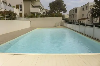 Image de Confortable appartement pour 4 personnes avec piscine, climatisation, Tv, terrasse et parking