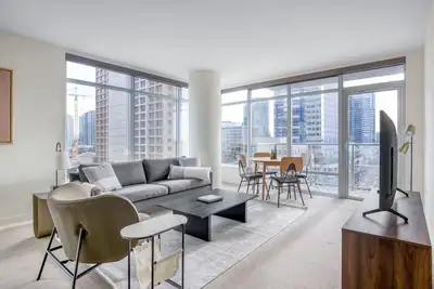 Image de Hip Bellevue 2br w/ Gym & A+ Views, near Downtown Park, by Blueground