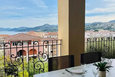 Image de Appartement cosy avec terrasse, proche plage, parking, WiFi
