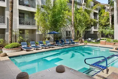 Image de Trendy Old Town Scottsdale Stay – Walk to Everything