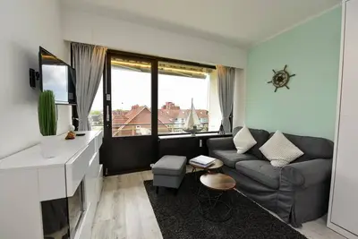 Image de Lovingly renovated 1-room apartment with sunny south-facing balcony