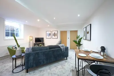 Image de Lovely 2 Bedroom Apartment in Preston