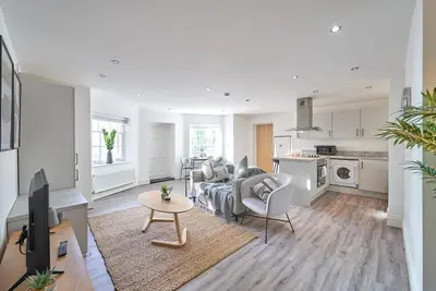 Image de A Stylish Apartment with Parking in Preston