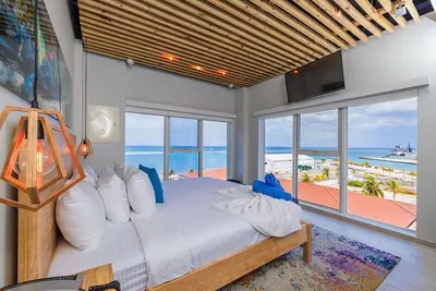 Image de Fully Smart Studio Aparment. City And Harbor View