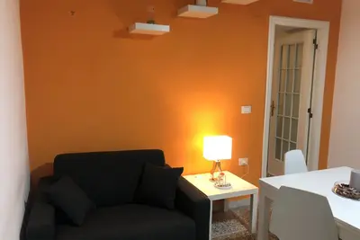 Image de Small family apartment a 3-minute walk from the famous Piazza del Plebiscito.