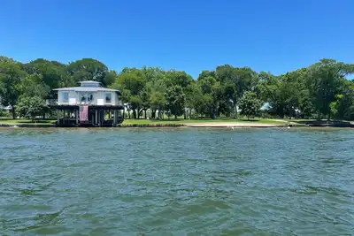 Image de Lake side for the Summer! Memorial Day - Labor Day
