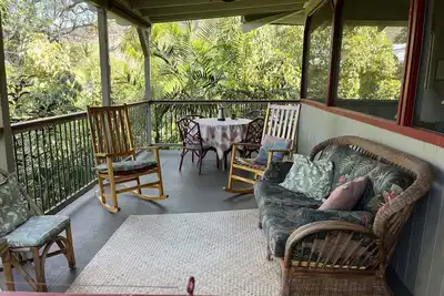 Image de Quiet get-away in Lush Tropical Setting- 5 min walk to snorkeling beach!