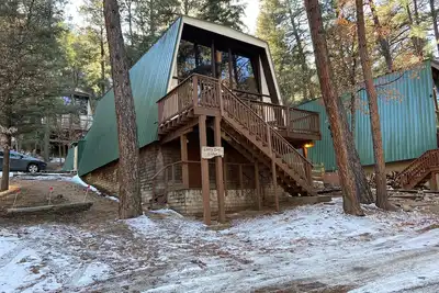 Image de Lazy Dog Lodge - hot tub, dog friendly, wifi