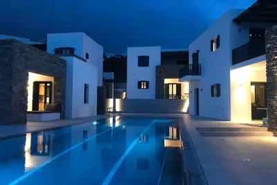 Image de Paros Memories New build apartments with pool Villa 1