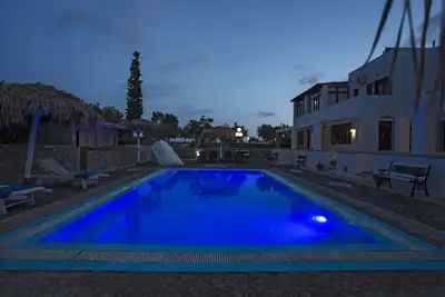 Image de Two bedroom apartment including car rental and breakfast
