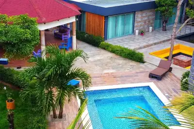 Image de Acogedora casa campestre para 20 personas. A 30 minutos de Punta Cana.