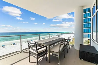 Image de Amazing Gulf Views! Luxury Gulf Front Condo! Rooftop Pool!