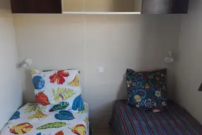 Image de Mobil home 4/6 couchages tout équipé.