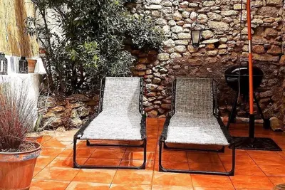Image de Cosy townhouse with patio