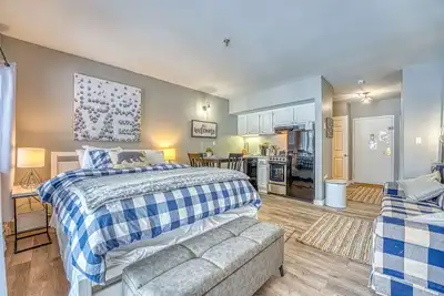 Image de Newly Renovated Studio close to Loon Mountain.