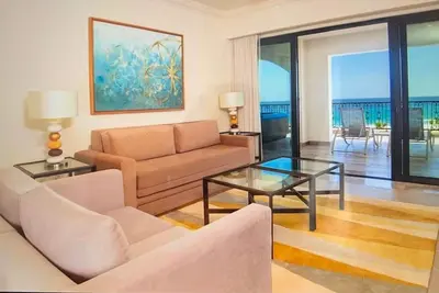 Image de Two Bedroom Spacious Ocean Front in Cabo