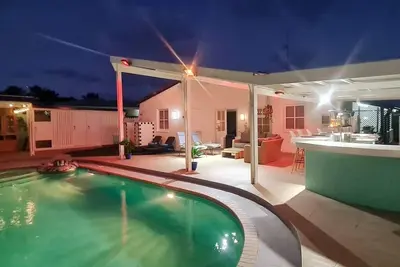 Image de Friends and Family Villa with private big pool