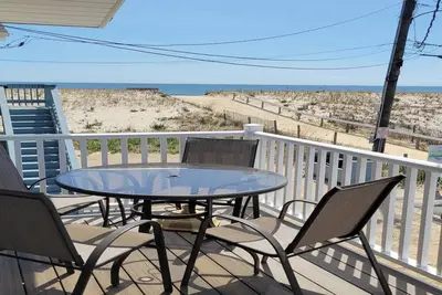 Image de Ocean Block. Duplex. Brant Beach. Beach Badges. Beach equipment. Deck. Wifi. .