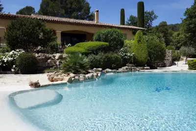 Image de Charme et calme, Villa Carpe Diem, de plain-pied