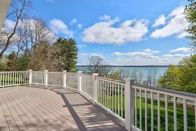 Image de Serene Cayuga Lakefront Home on Wine Trail, Boat Dock & Fire Pit