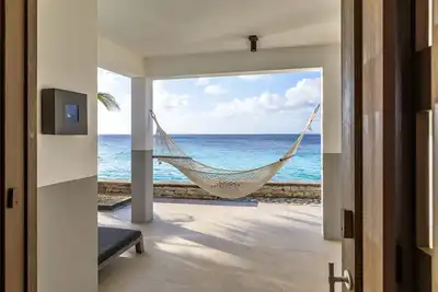 Oceanfront Beach Villa 72 & Sunny