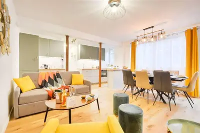 Image de 1. Luxueux Duplex 6/8pers/Full Equipped/République