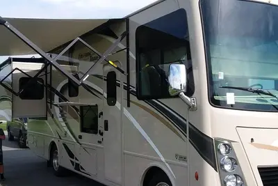 Image de Motor coach, at Hershey camping resort.