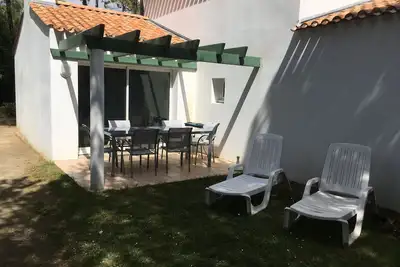 Image de Maison 2ch dans résidence paisible avec 2 évlos