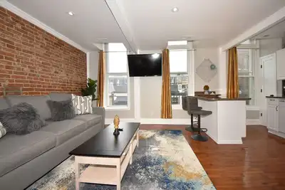 Image de Overlook Main St. in this 2 Bedroom Owners Suite!