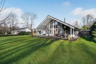Image de Superbe maison de 3 chambres à Glesborg