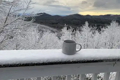 Image de Wonderful mountain cottage with Amazing View!