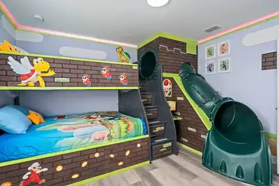 Image de 8br Gaming Retreat, Pool & Theatre + 1 Night Free