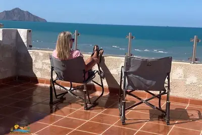 Image de Villa Las Palmas Beachview Rental - Casita de Playa