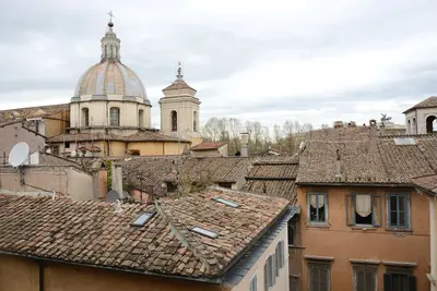 Image de Un appartement dans le centre de Rome, avec vue sur les toits et une terrasse