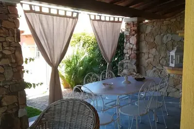 Image de Cozy newly built cottage, within walking distance of the center.