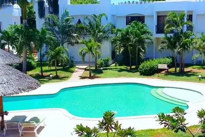 Image de Posh House Malindi 3bedroom Sleeps 6 Adjacent To Falconry Of Kenya Malindi