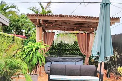 Image de 2bd\/1b\/6ppl\/Wi-Fi\/Bbq\/Spa\/Free Parking\/Coin Washer\/Dryer