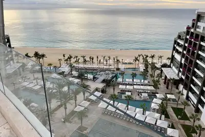 Image de Garza Blanca Cabo 5-Diamond 3 Bedrm Waterfront Penthouse