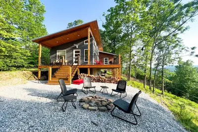 Image de The Aerie ~ A Modern Retreat at Double Bridges