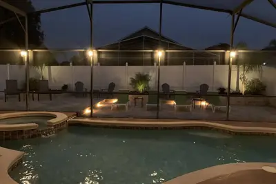 Image de Luxurious villa with heated pool near Disney